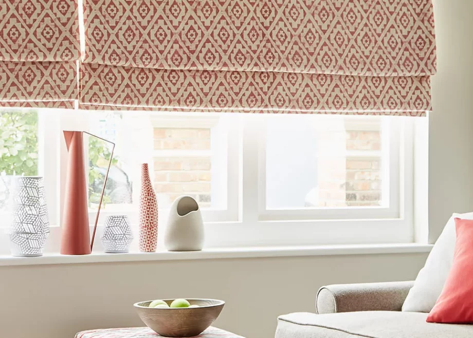 Roman blinds vs roller blinds - which should you choose?