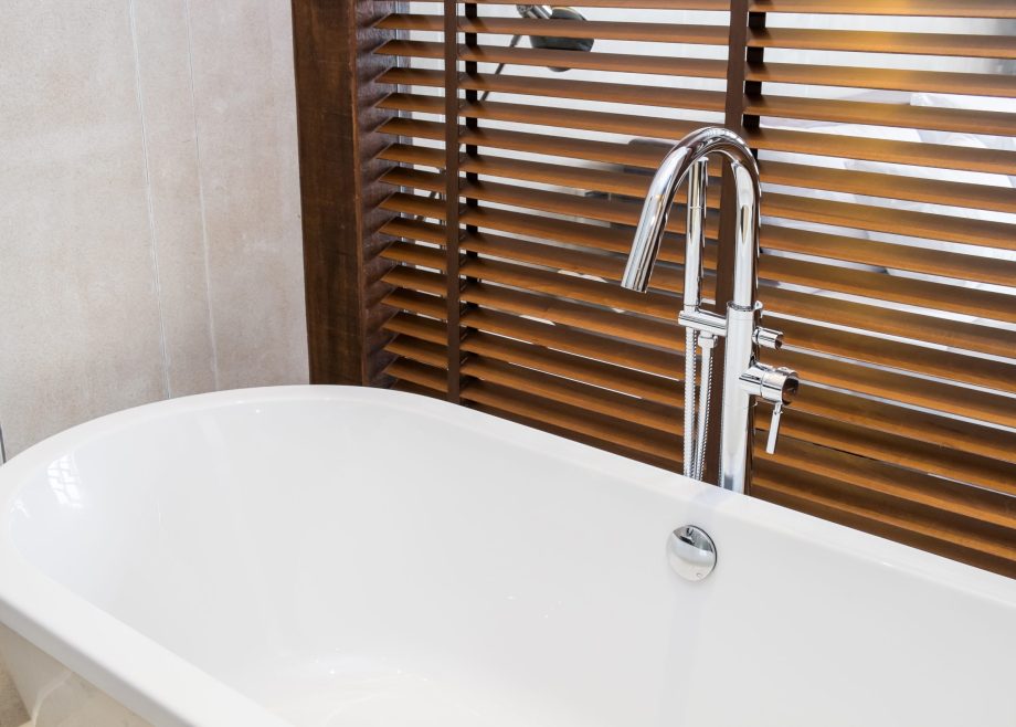 best blinds for bathrooms and showers